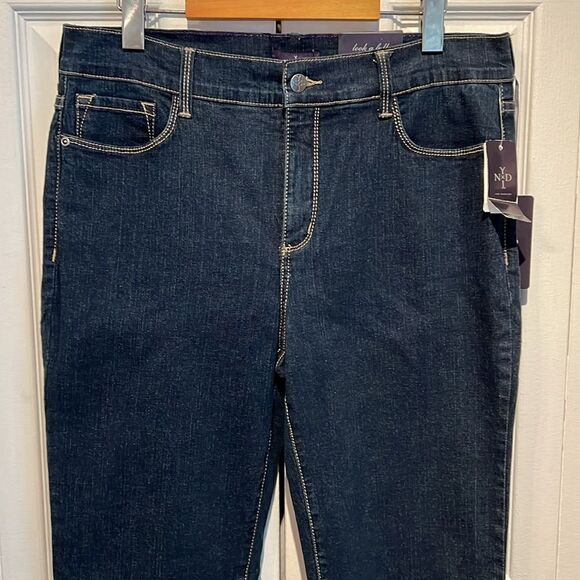 NYDJ Dark Wash High Rise Straight Leg Jeans Size 12 NWT‎ - Picture 2 of 13